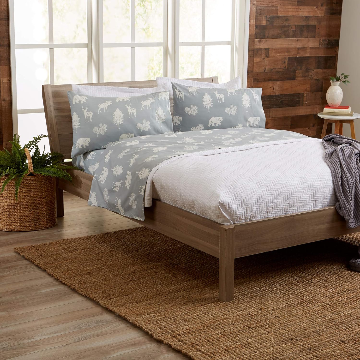 4-Piece  Printed Ultra-Soft Microfiber Sheet Set. Beautiful Patterns Drawn from Nature, Comfortable, All-Season Bed Sheets. (Queen, Forest Animal - Light Grey) - Image 2
